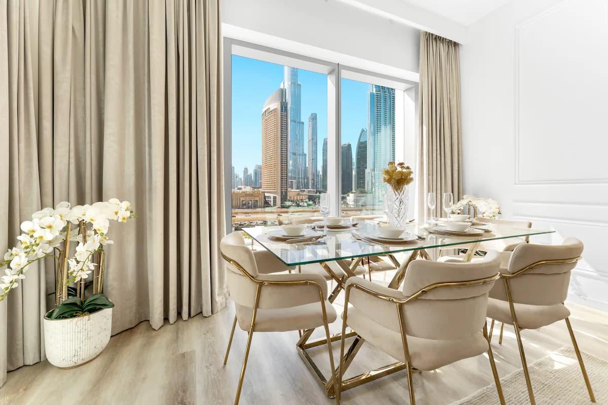 Living area of the 2-bedroom apartment at downtown views ii
