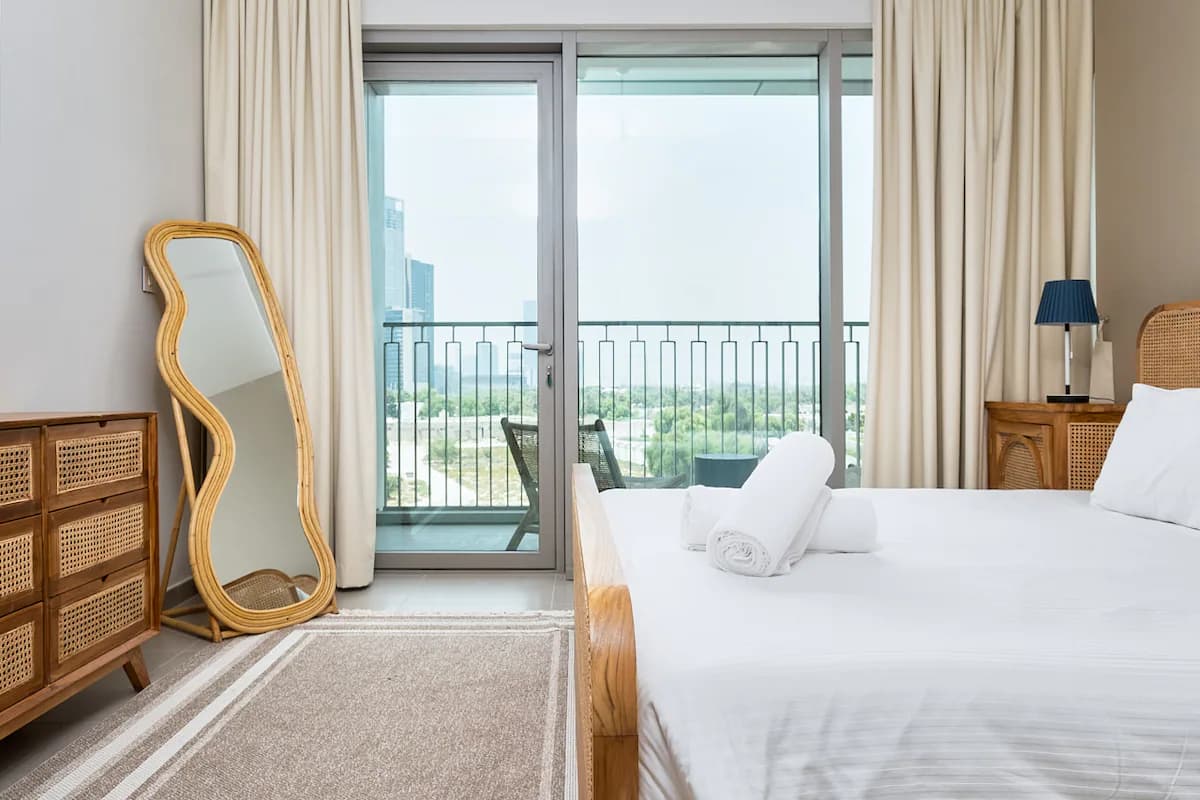 Living area of the 2-bedroom apartment at downtown views ii